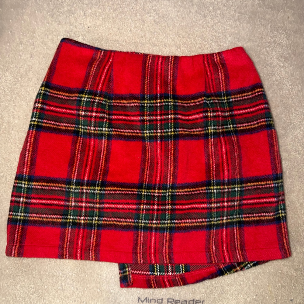 SHEIN Red Tartan Mini Skirt - Picture 2 of 3